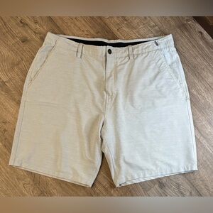 Hurley Men’s Size 40 Shorts